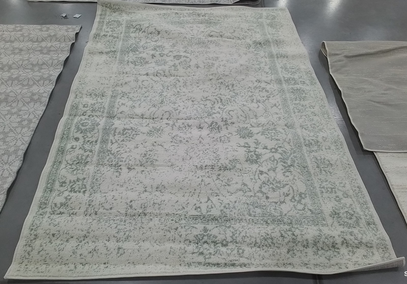 IVORY / SAGE 5′-1″ x 7′-6″ Flaw in Rug, Reduced Price 1172804614 ADR109V-5
