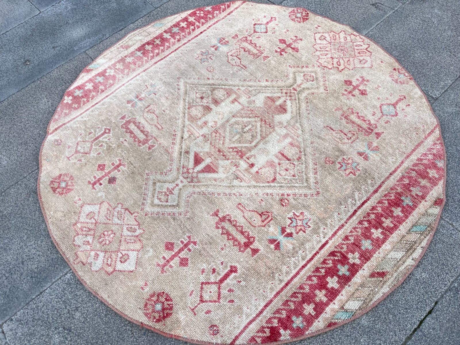 3.5 ft Round Vintage Turkish Rug Medallion Muted Red Beige Circle Small Area Rug