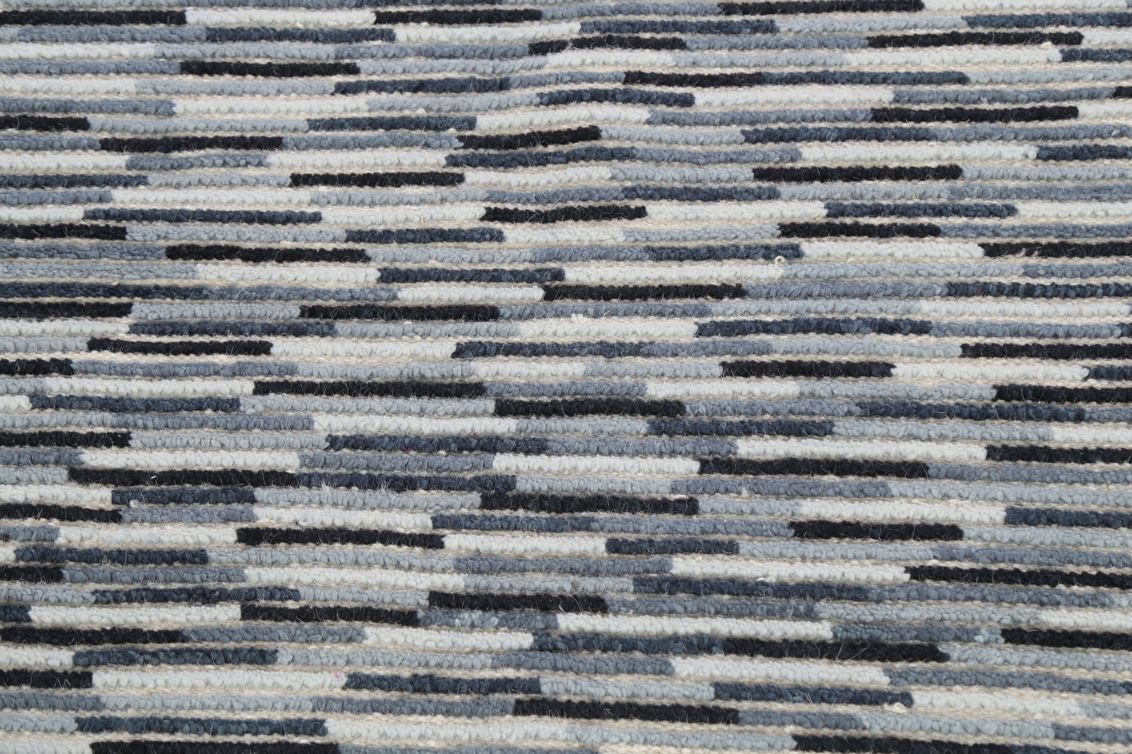 Modern Handmade Luxury Hand-Knotted Moroccan Wool Rugs for Any Room 5×8 ft