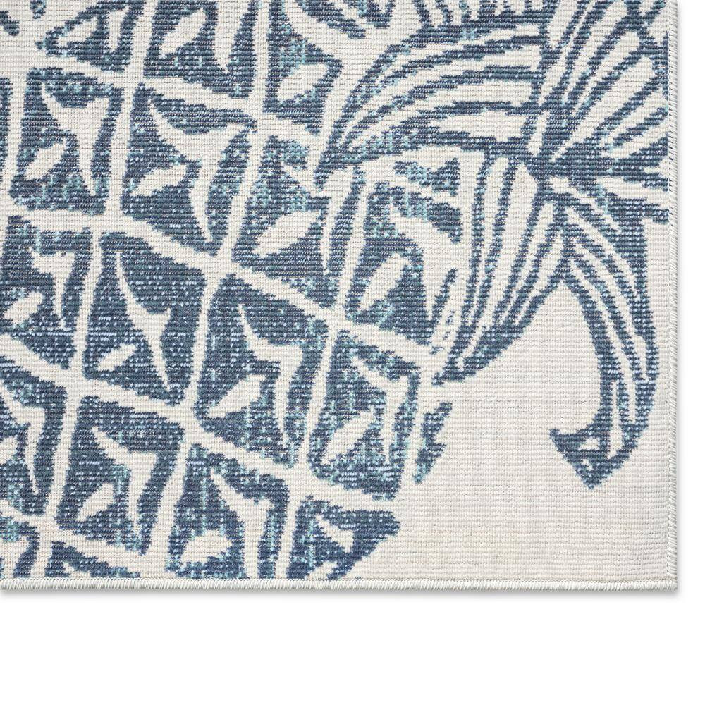 Malibu Pineapple Ivory/Navy 8 Ft. X 10 Ft. Indoor/Outdoor Area Rug