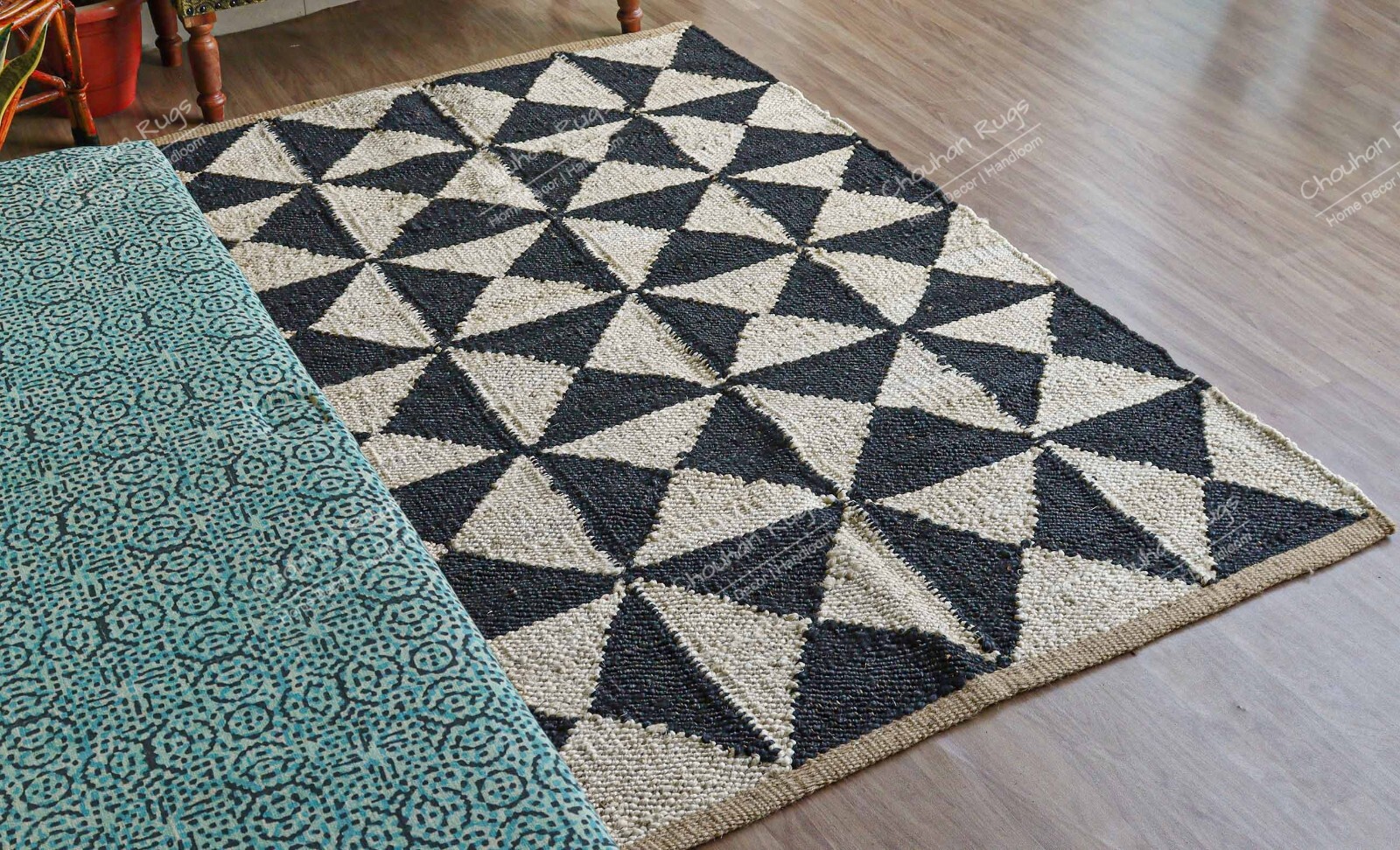 4×6 Ft Thick Durable White and Black Natural Jute Hemp Handmade Tufted Area Rug