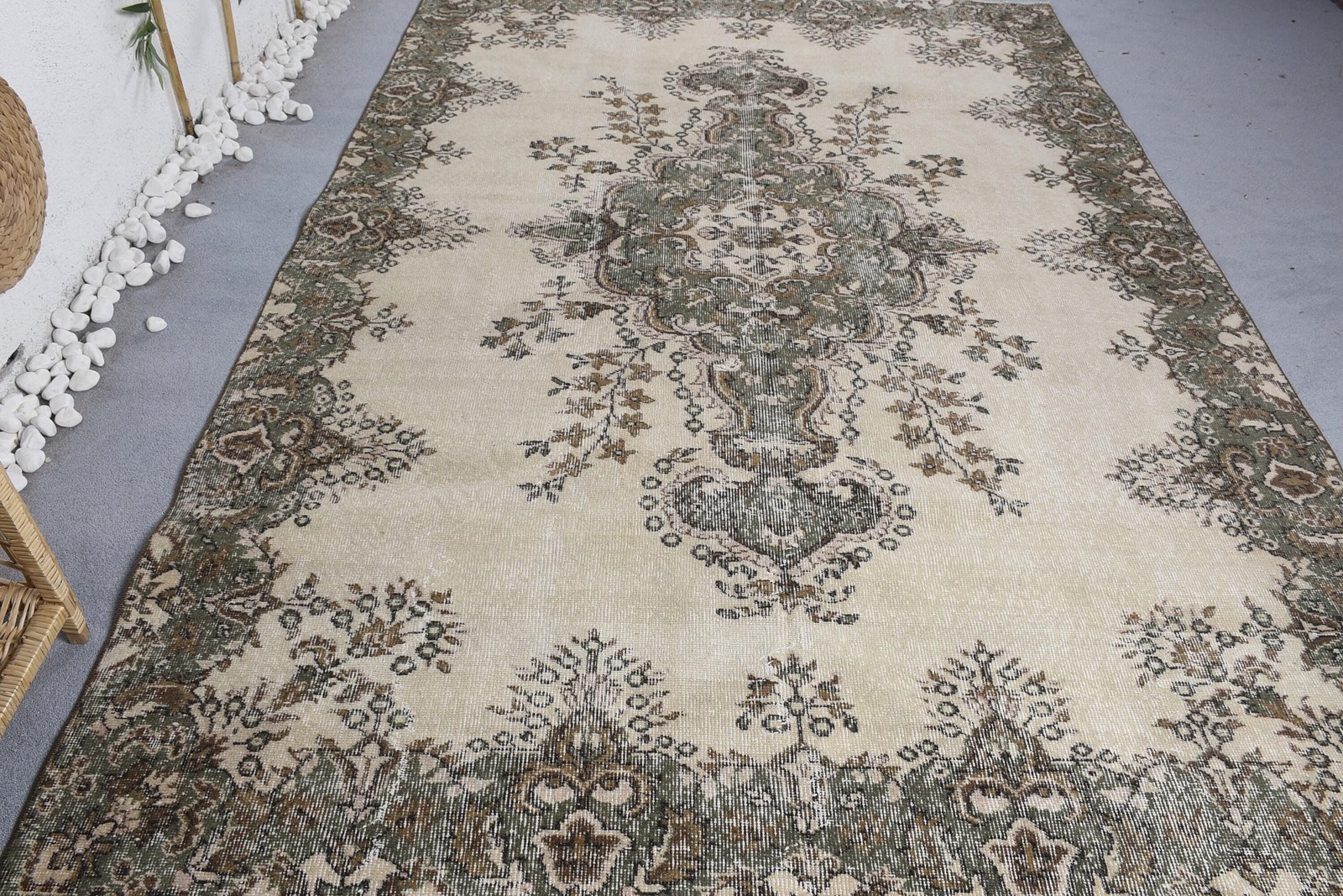 6,3×9,3 ft Turkish Rug, Beige Check Vintage Wool Rug