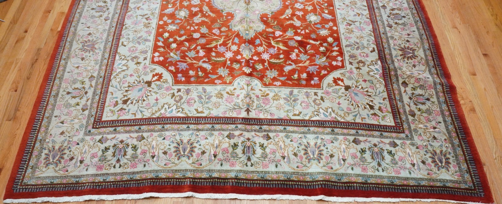 10′ x 13′ Fine Tabrizz Hand-Knotted Wool Birds Animals Oriental Rug Excellent