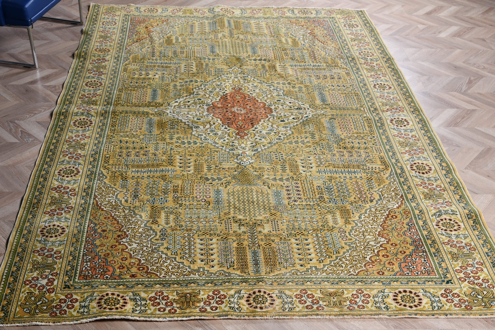 Turkish Large Rug 6,46×9,4 ft (197×286 cm), Vintage Yellow Check Wool Rug