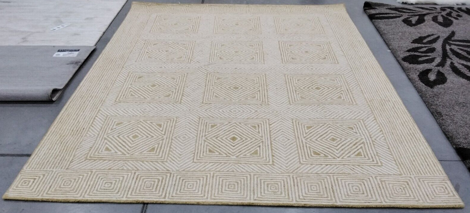 YELLOW / IVORY 8′ X 10′ Hole in Rug, Reduced Price 1172737198 ROS352C-8