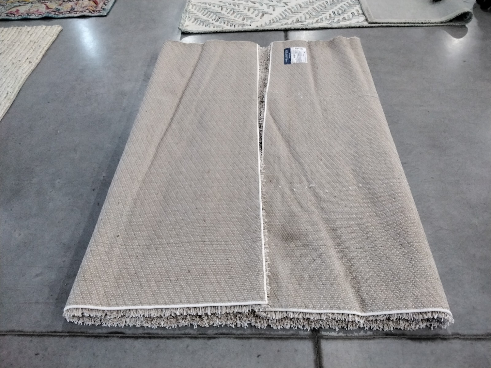 BEIGE 6′-7″ X 9′-6″ Back Stain Rug, Reduced Price 1172744369 SG151-1313-7