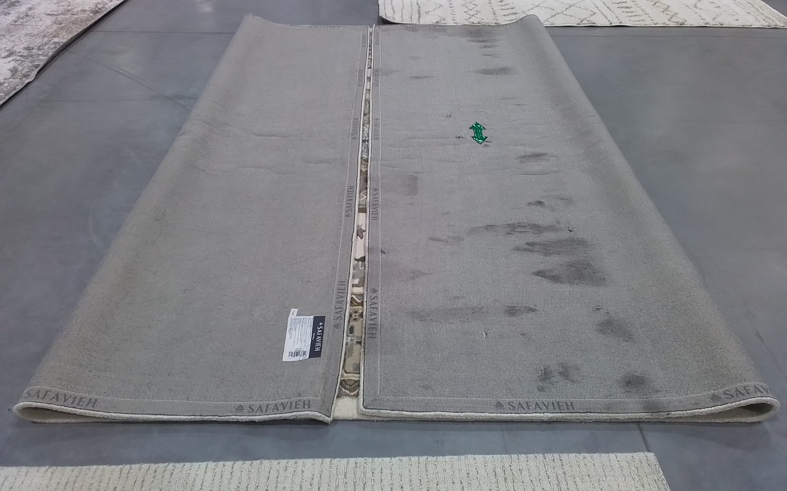 IVORY / LBLUE 10′-0″ x 14′-0″ Back Stain Rug, Reduced Price 3172810578 HG625L-10