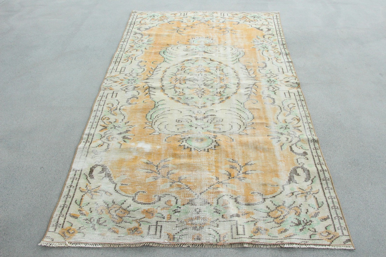 4,3×7,7 ft Vintage Turkish Rug, Area Rug, Yellow Green Solid Wool Rug