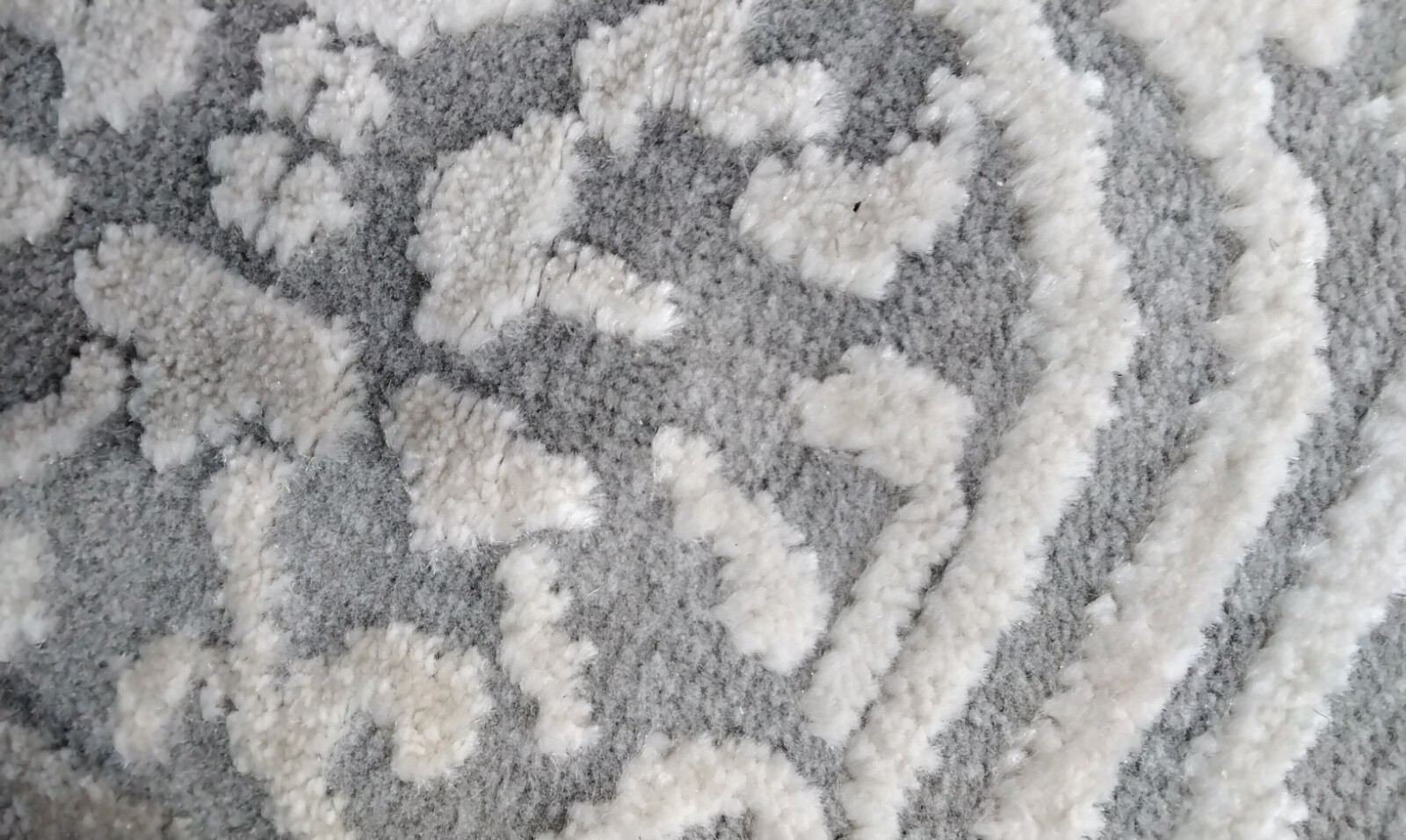 LIGHT GREY / CREAM 6′ X 9′ Stained Rug, Reduced Price 1172710163 RFT670C-6