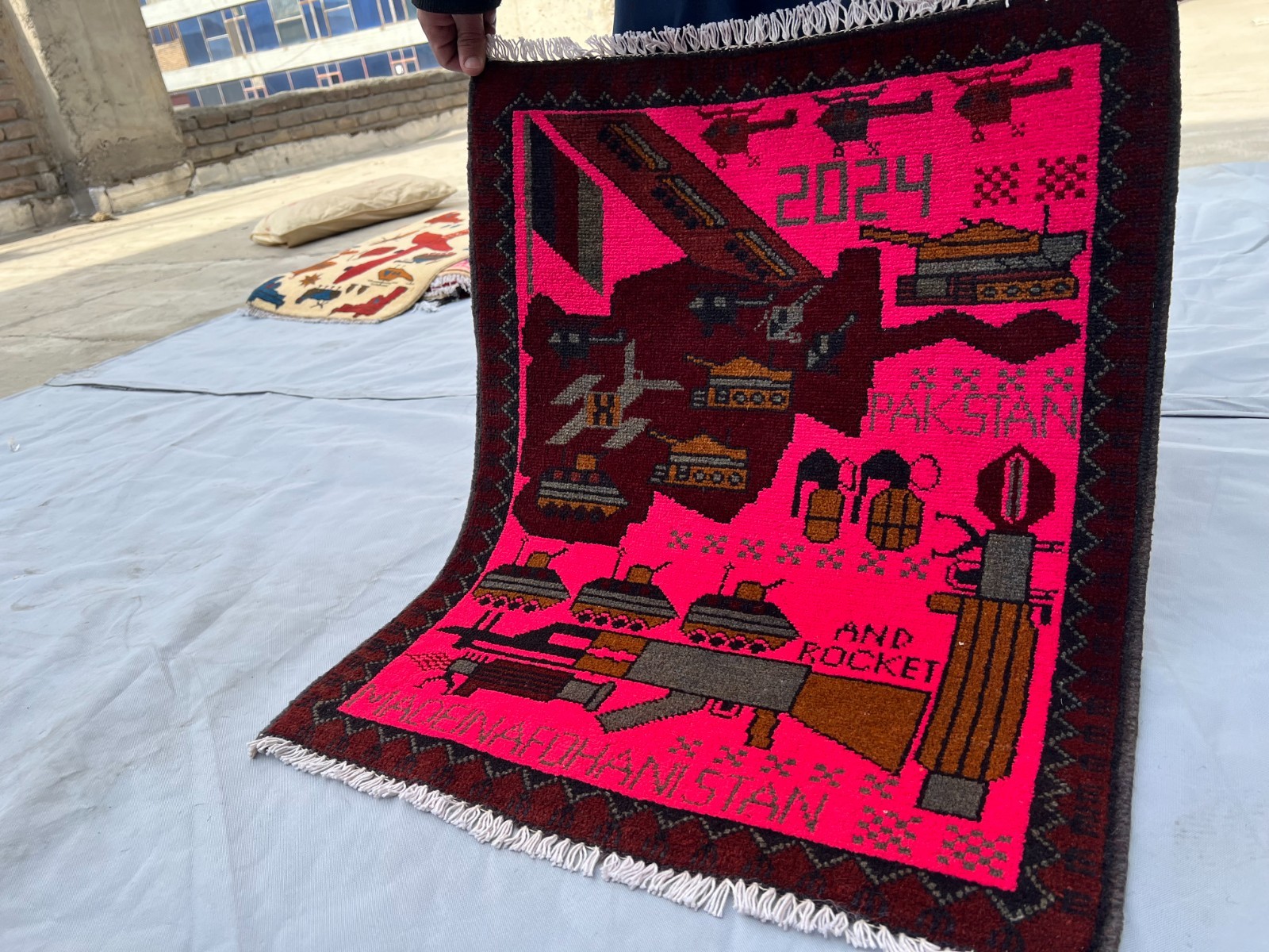 2’1 x 2’7 Ft Bold Afghan War Rug Rocket Launcher Tank Aircraft Pictorial Tribal