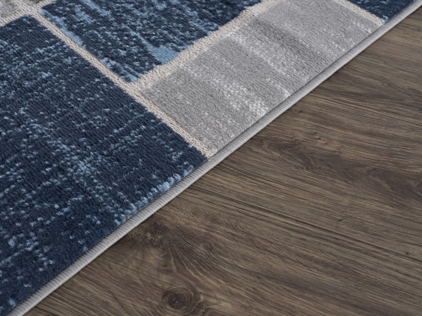 L’Baiet Verena Blue Geometric 4 ft. x 6 ft. Fabric Area Rug