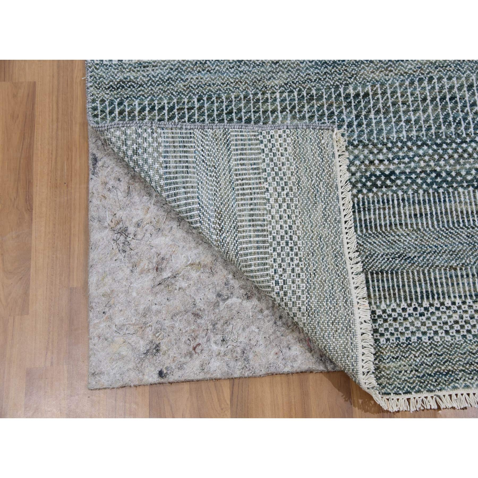 3’x5’2″ Queen Blue Wool and Silk Hand Knotted Grass Design Soft Pile Rug R79643