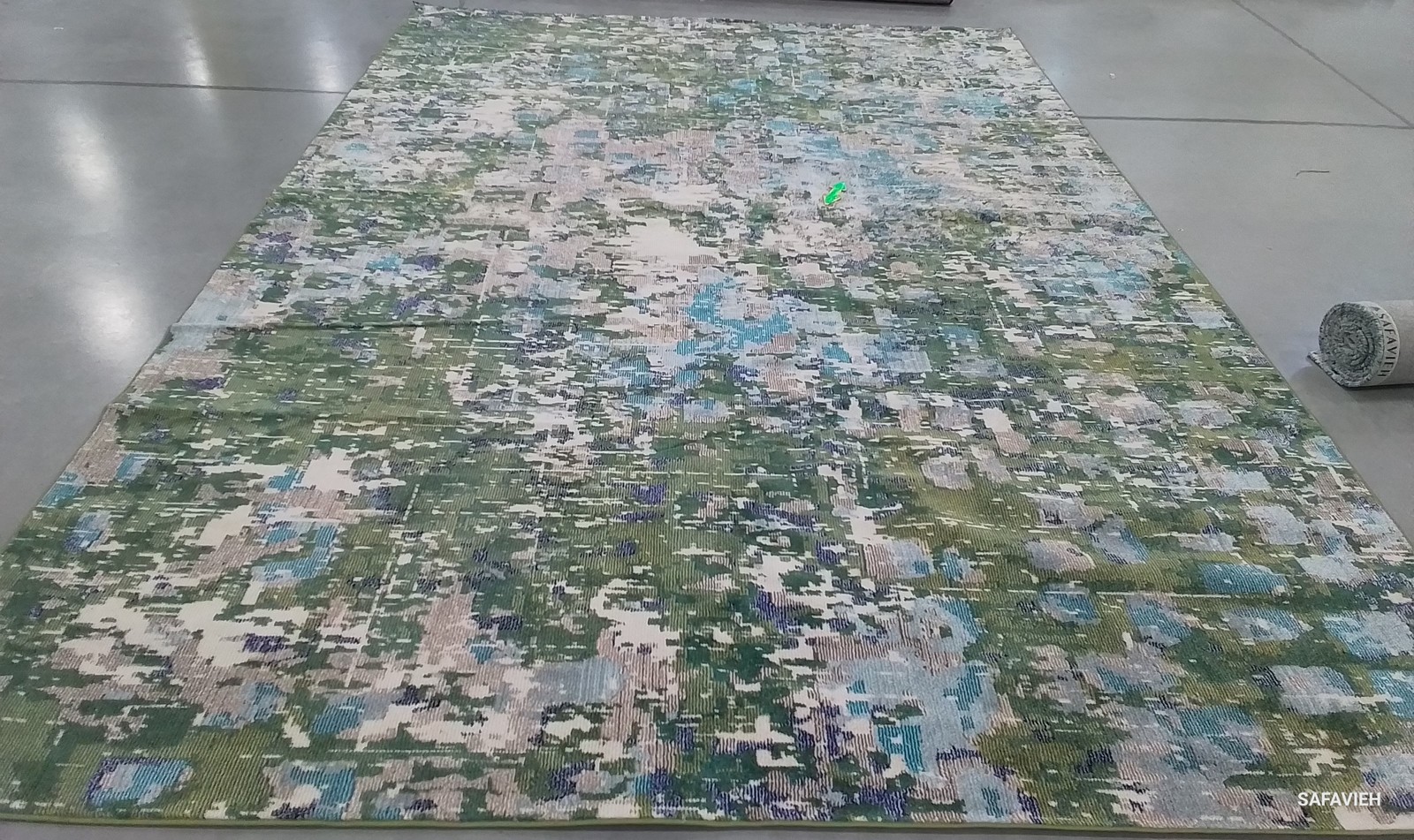 GREEN/TURQUOISE 10′-0″ x 14′-0″ Flaw in Rug, Reduced Price 1172800321 MAD425Y-10