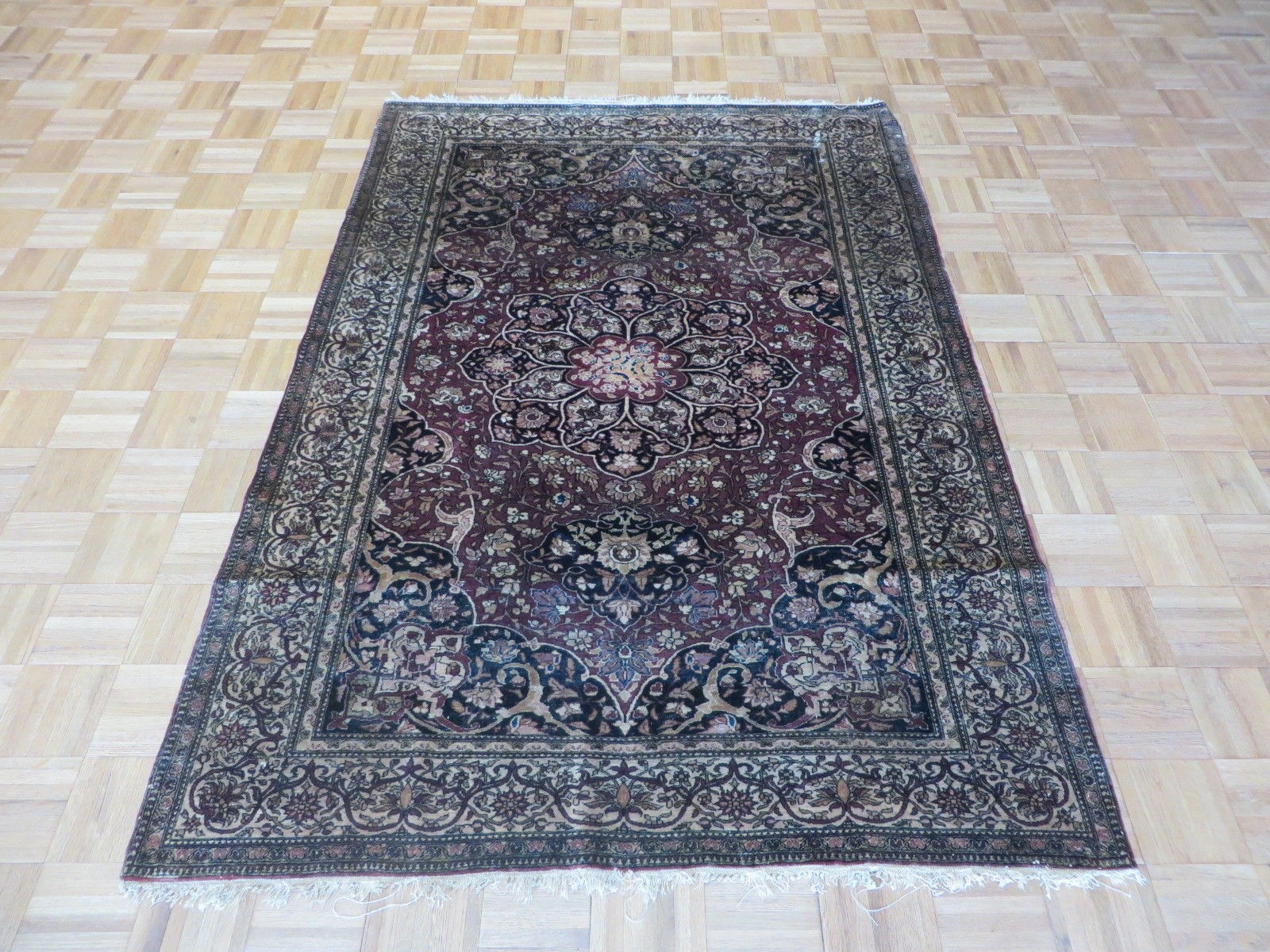 4’7 x 6’8 Hand Knotted Fine Antique Purple Isphahen Oriental Rug G1447