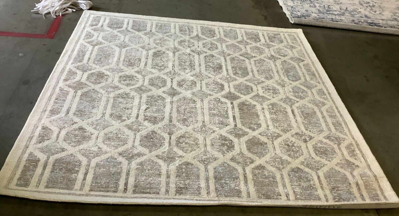 IVORY / BEIGE 7′ X 7′ Square Flaw in Rug, Reduced Price 1172663963 ARR665B-7SQ