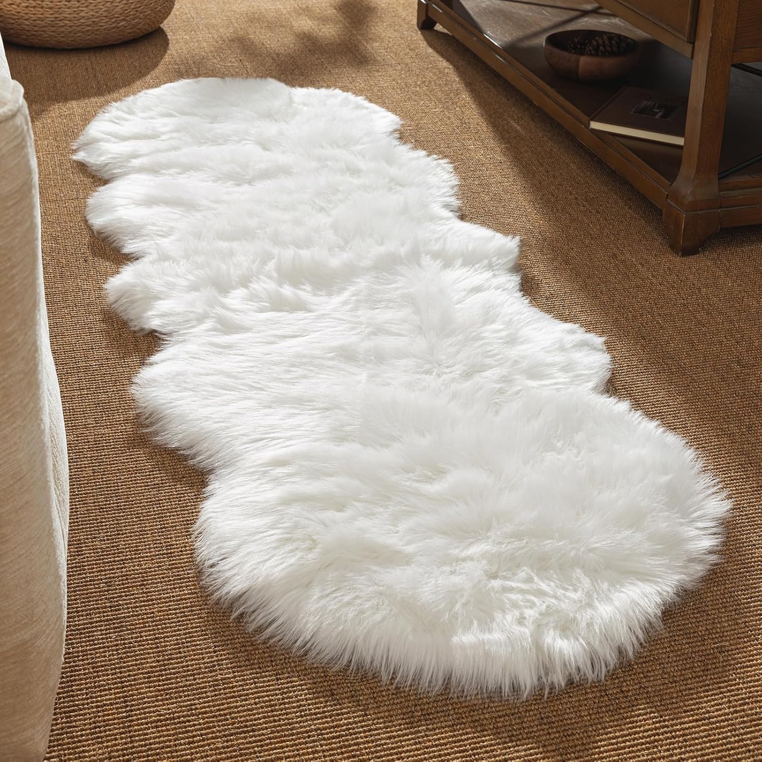 Ashler Faux Fur Rug, White Area Rugs, Fluffy Sheepskin Fur Rug, Fuzzy Ultra S…