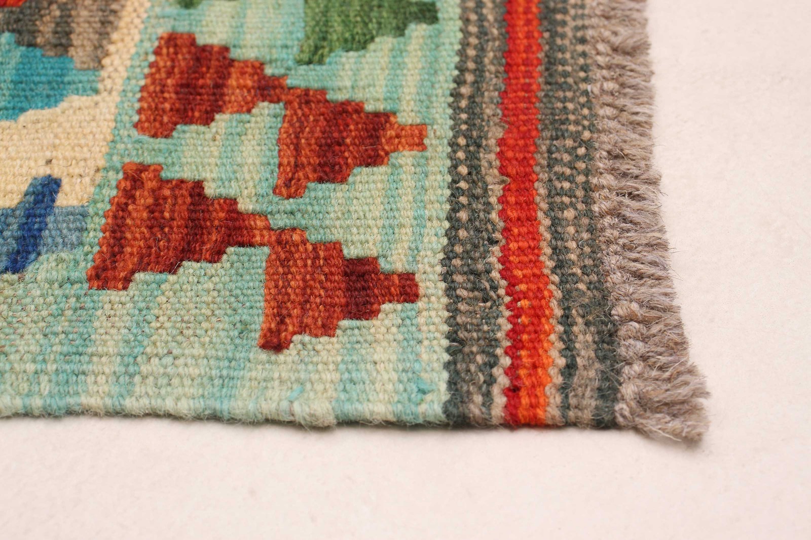 Vintage Hand Woven Turkish Carpet 3’8″ x 5’3″ Traditional Wool Kilim Rug