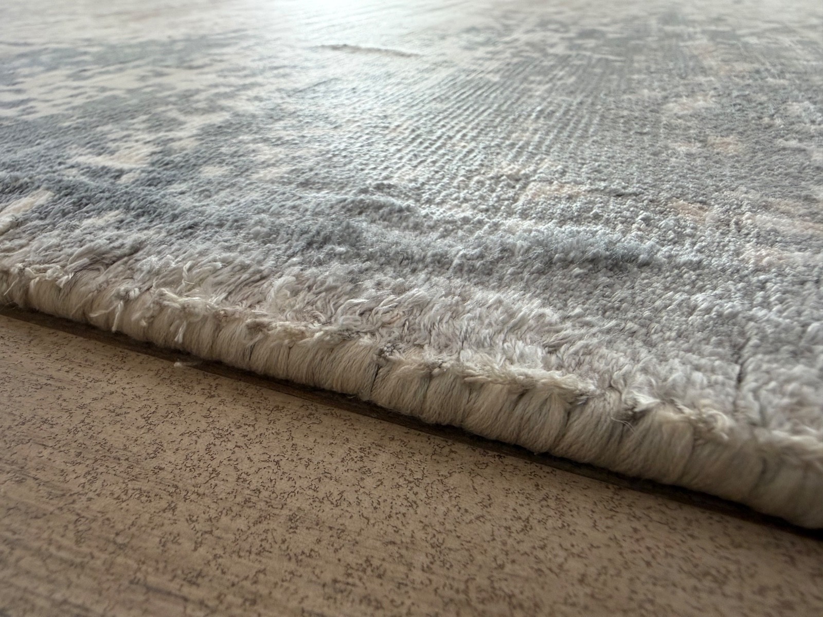 Hand Woven Area Rug Viscose 5 x 8 Contemporary Erased Pattern Home Decor Rug
