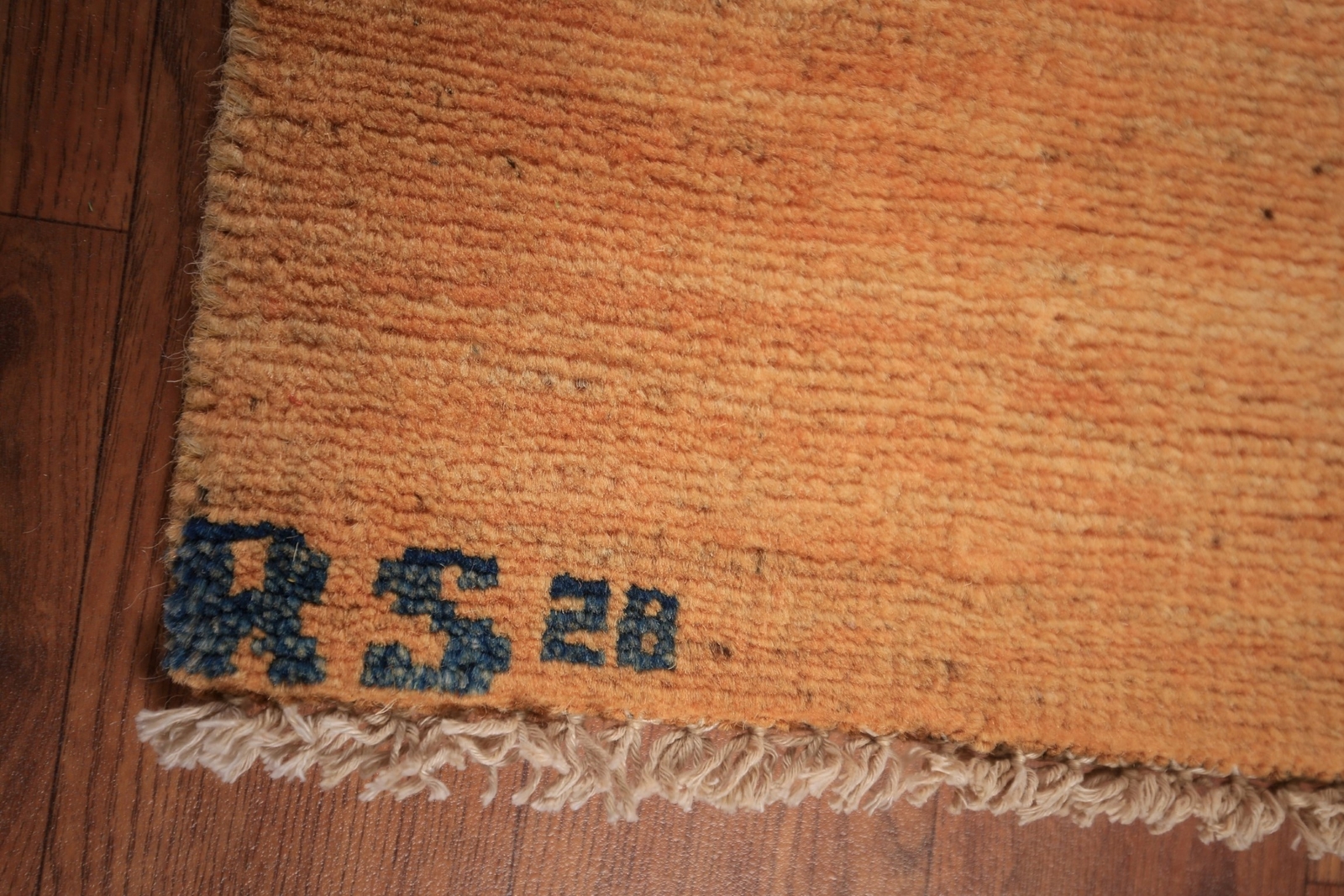 Contemporary Gabbeh Solid Design Wool Rug Perfect for Any Space 9′ 10″ x 6′ 6″