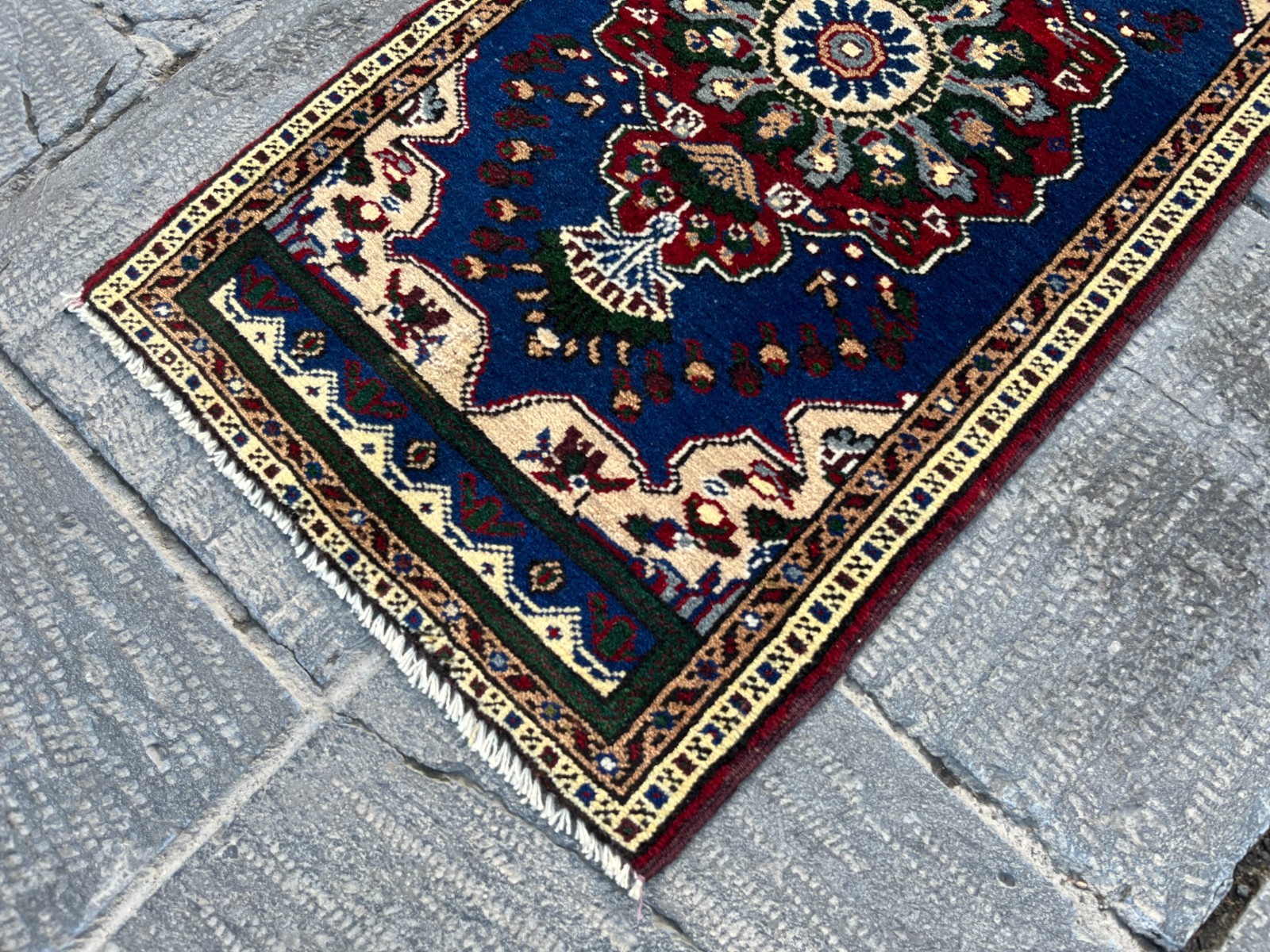Small Vintage Turkish Rug 1.7×3.2 ft Navy Blue Red Wool Boho Mat 20×38 in