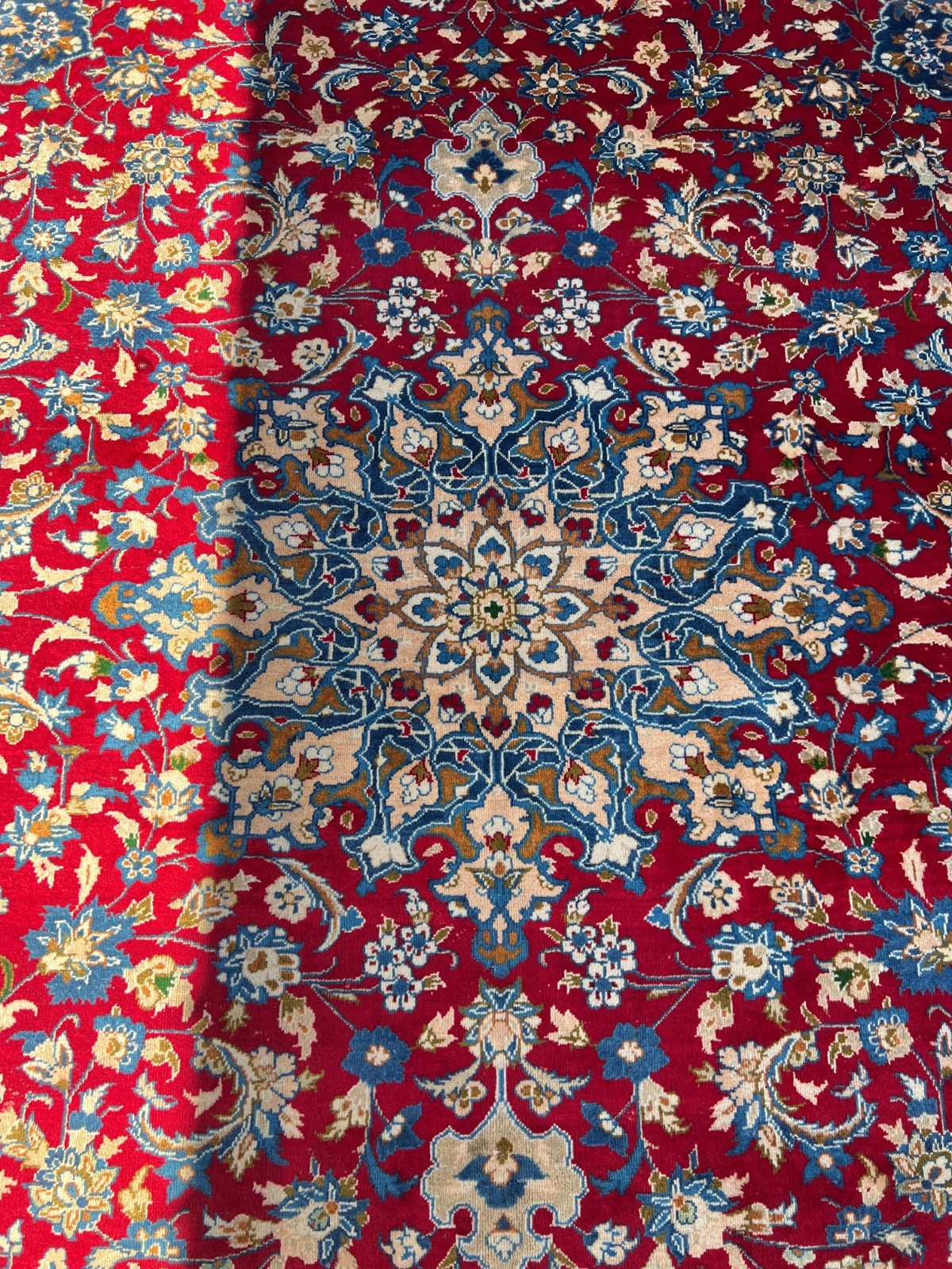 Isfahaan Rug 10’x14′ Hand Knotted Vintage 1970s