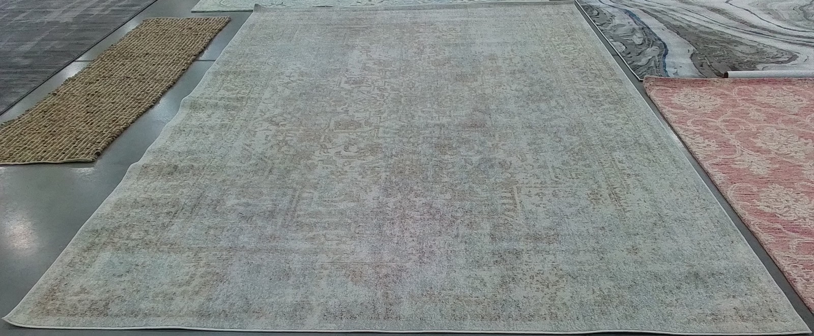 IVORY / TAUPE 9′-0″ x 12′-0″ Back Stain Rug, Reduced Price 1172790295 EVK256E-9