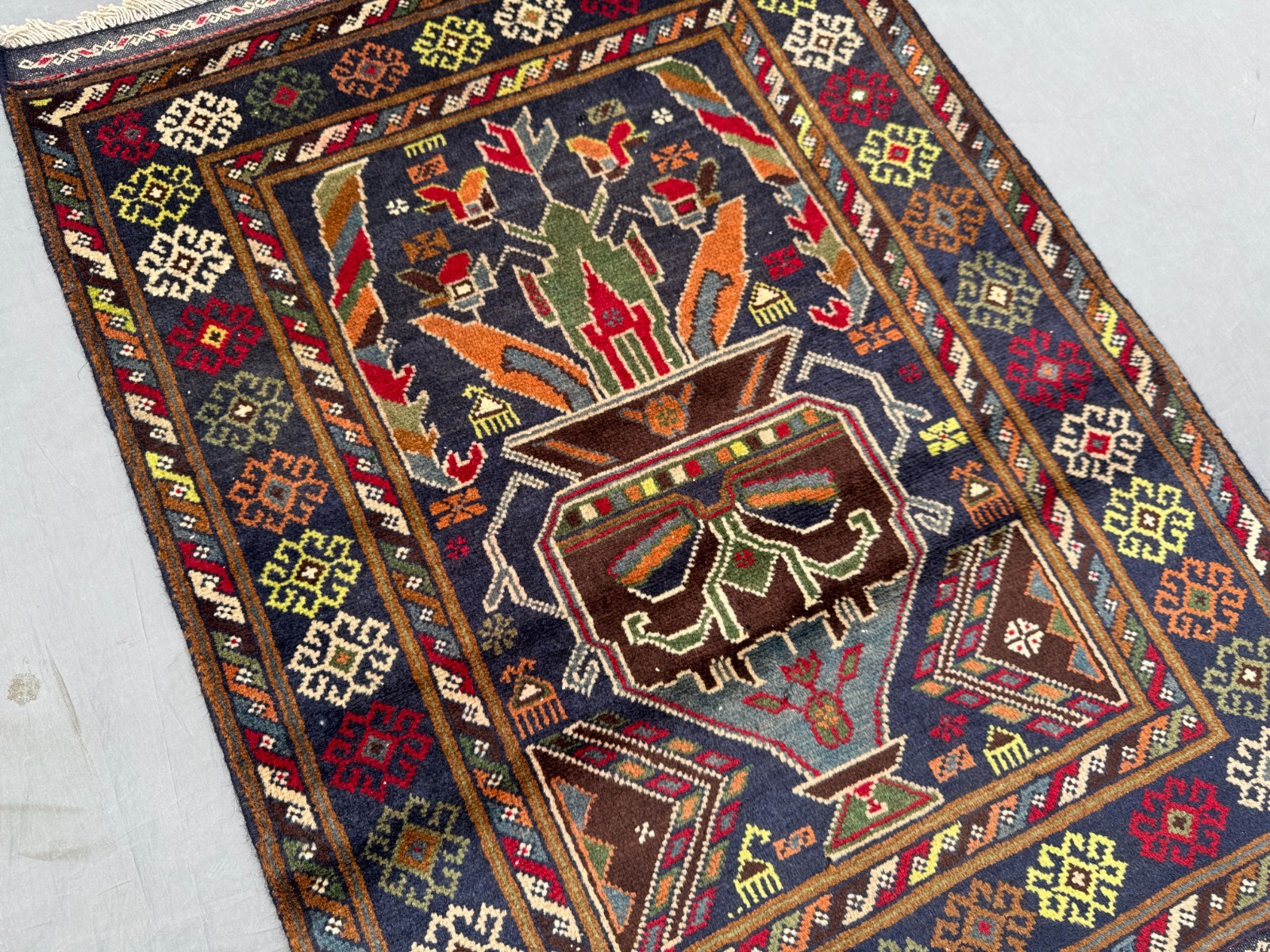 2’5 x 3’4 Ft Rare Afghan Baluchi Pictorial Rug Hand Tribal Vase Animal Design.