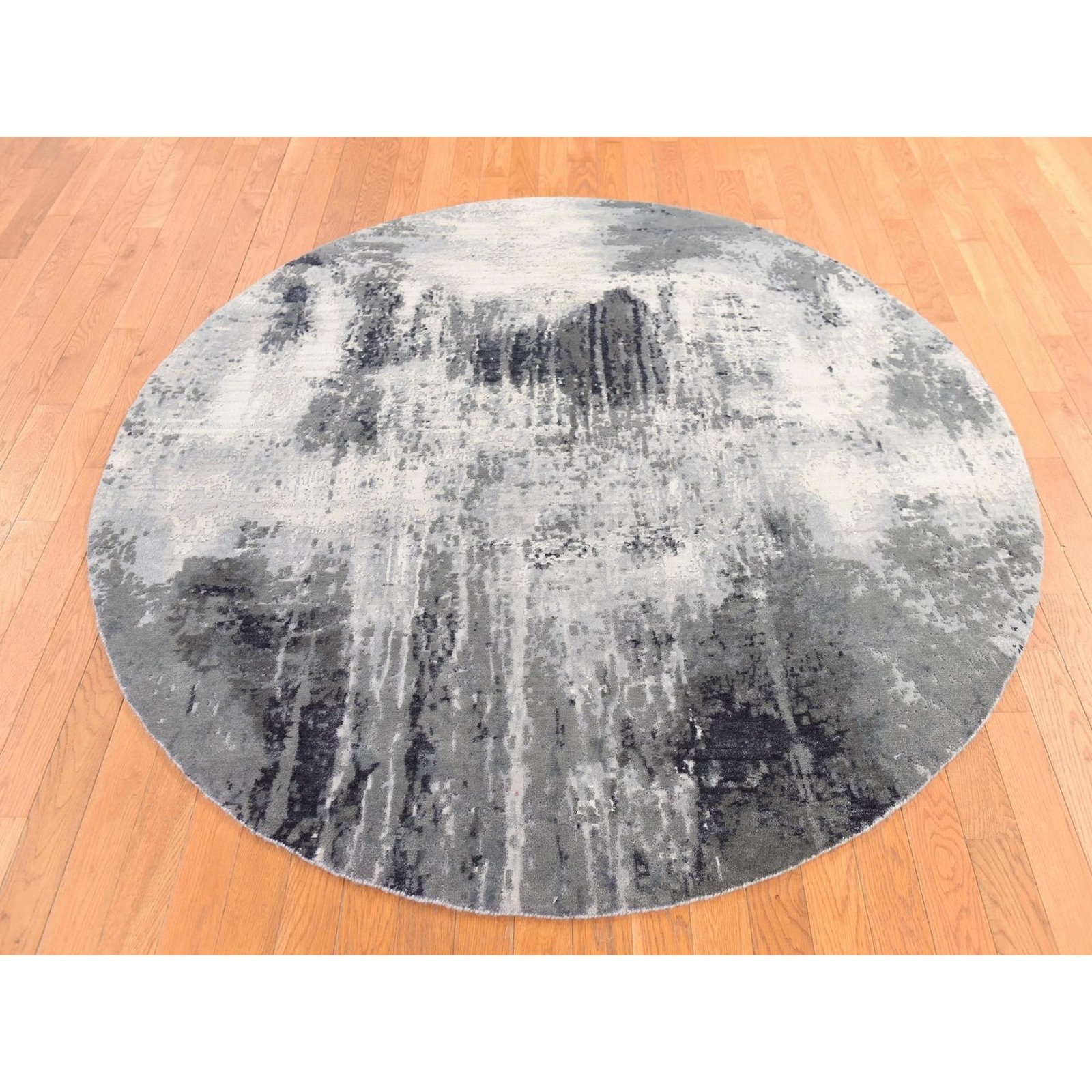 6’2″x6’2″ Black with Ivory Abstract Design Hand Knotted Wool and Silk Round Rug