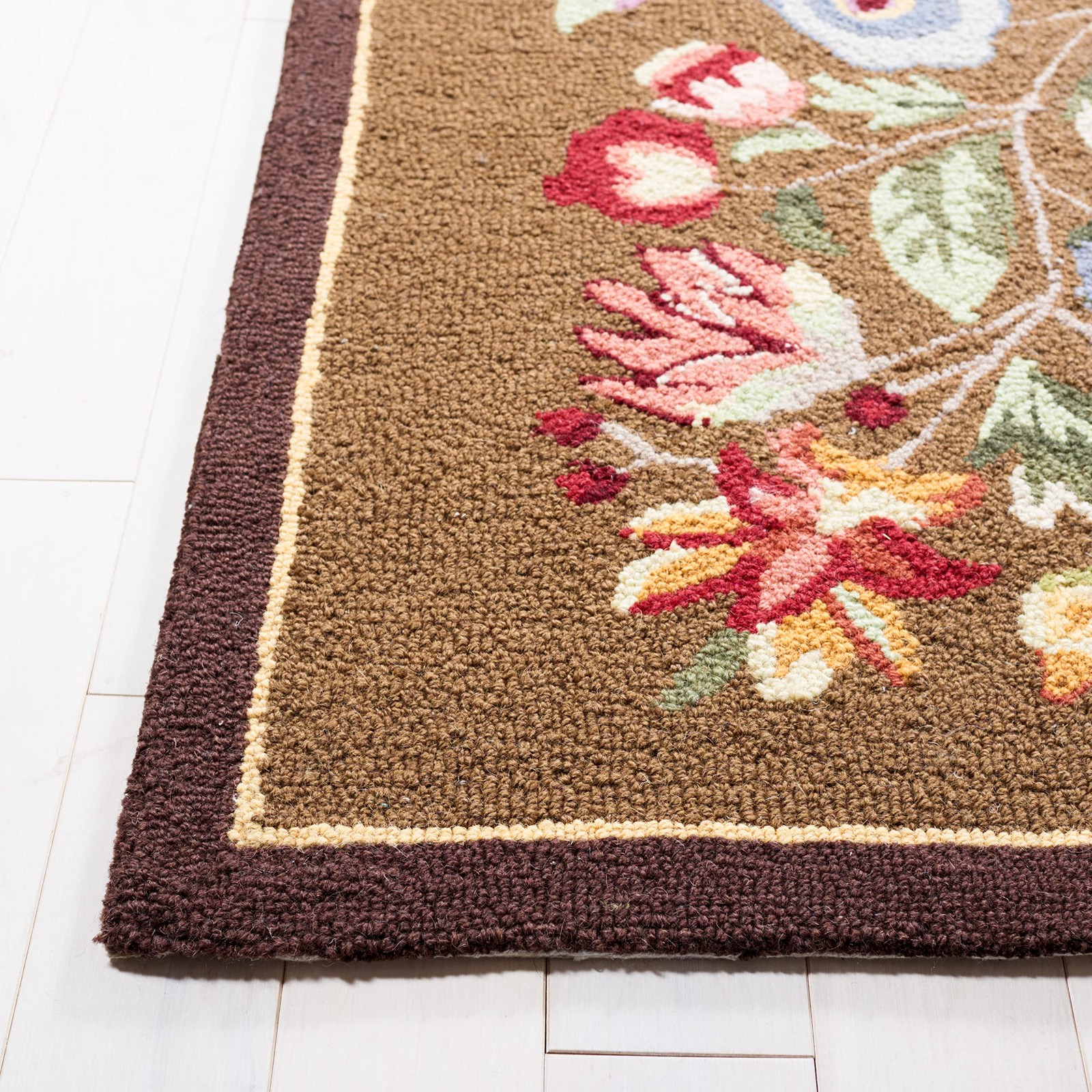 SAFAVIEH Chelsea Collection Accent Rug – 1’8 x 2’6, Brown, Hand-Hooked French Co