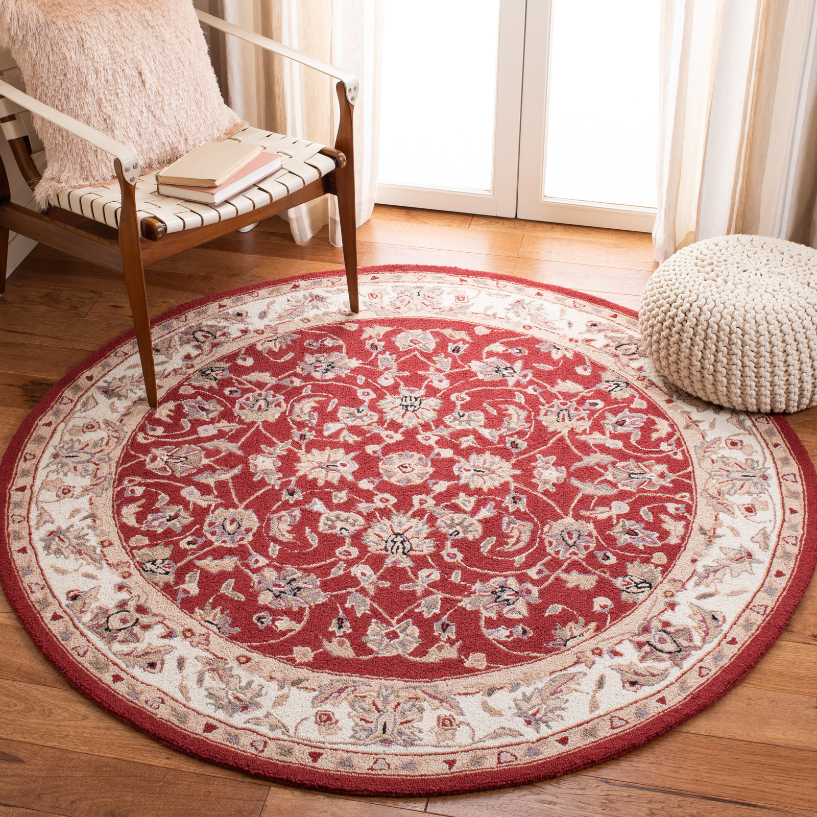Safavieh Chelsea BURGUNDY / IVORY 5′-6″ X 5′-6″ Round Area Rug – HK78B-5R