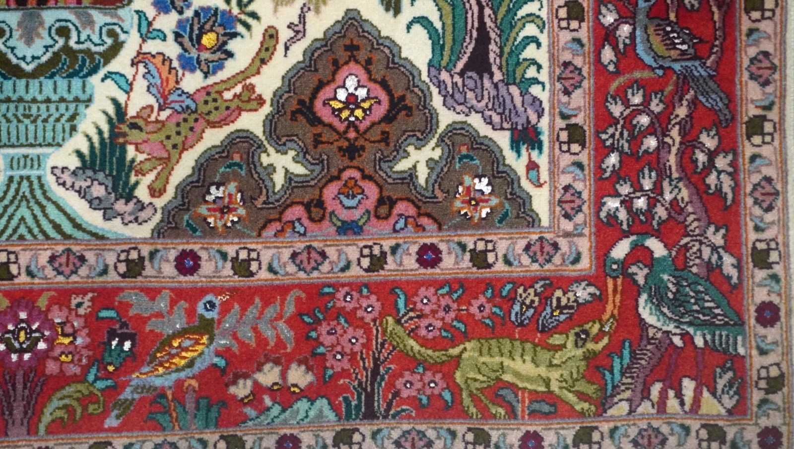 Fine Silk & Wool Ta’ briz 3’3″x 5′ Hand Knotted Rug Birds Animals Phenomenal