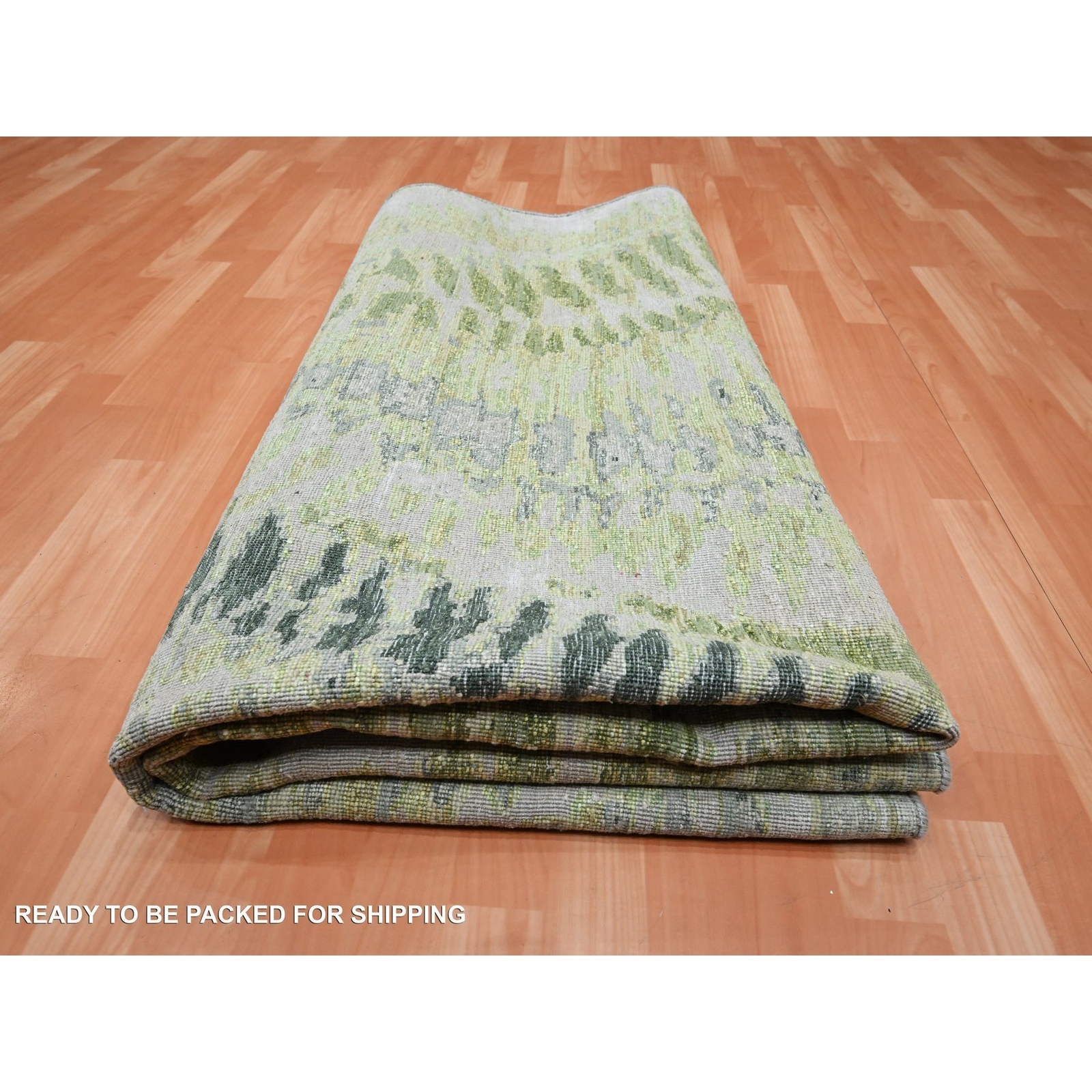 8’x8′ Swamp Green Crocodile Safari Design All Silk Hand Knotted Round Rug R75558