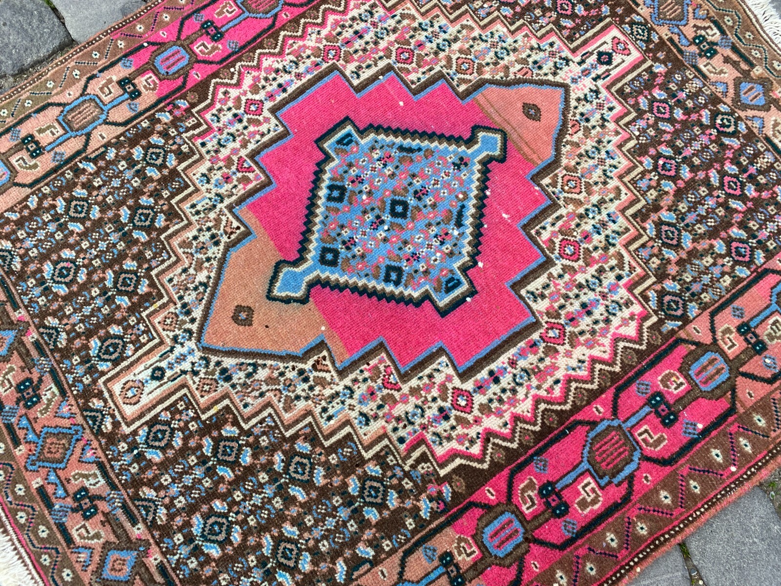 Handmade Rug, Bohemian Area Rug, Turkish Vintage Rug | 81 x 96 cm = 2,6 x 3,1 ft