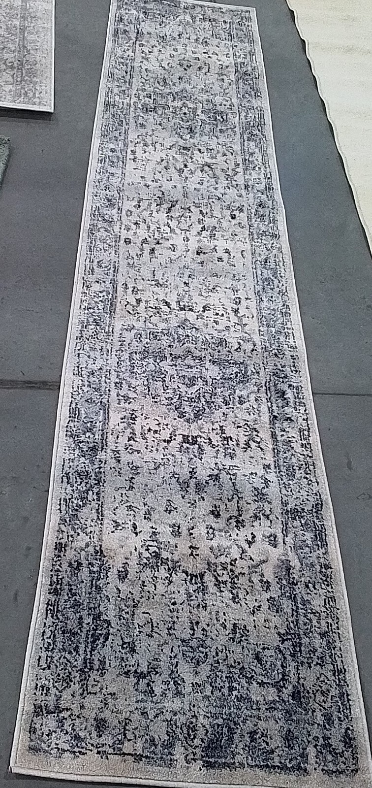 IVORY / NAVY 2′ X 10′ Flaw in Rug, Reduced Price 1172759911 CHL411A-210