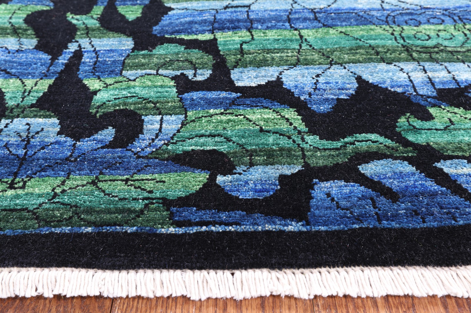 9′ 1″ X 12′ 3″ William Morris Rose Garden Hand Knotted Wool Area Rug – Q1766