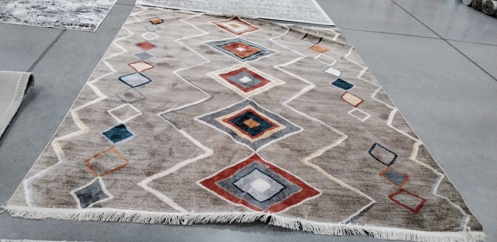 BEIGE / GOLD 8′ X 10′ Back Stain Rug, Reduced Price 1172749135 FMH599B-8