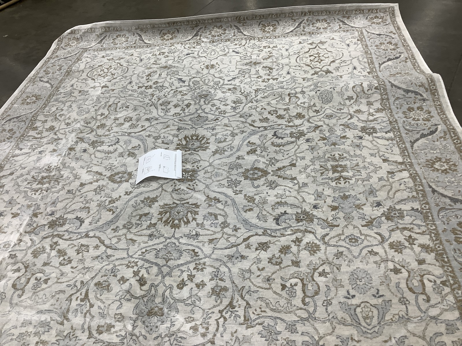 CREAM / BEIGE 9′-0″ x 12′-0″ Back Stain Rug, Reduced Price 1172684681 ISA912A-9