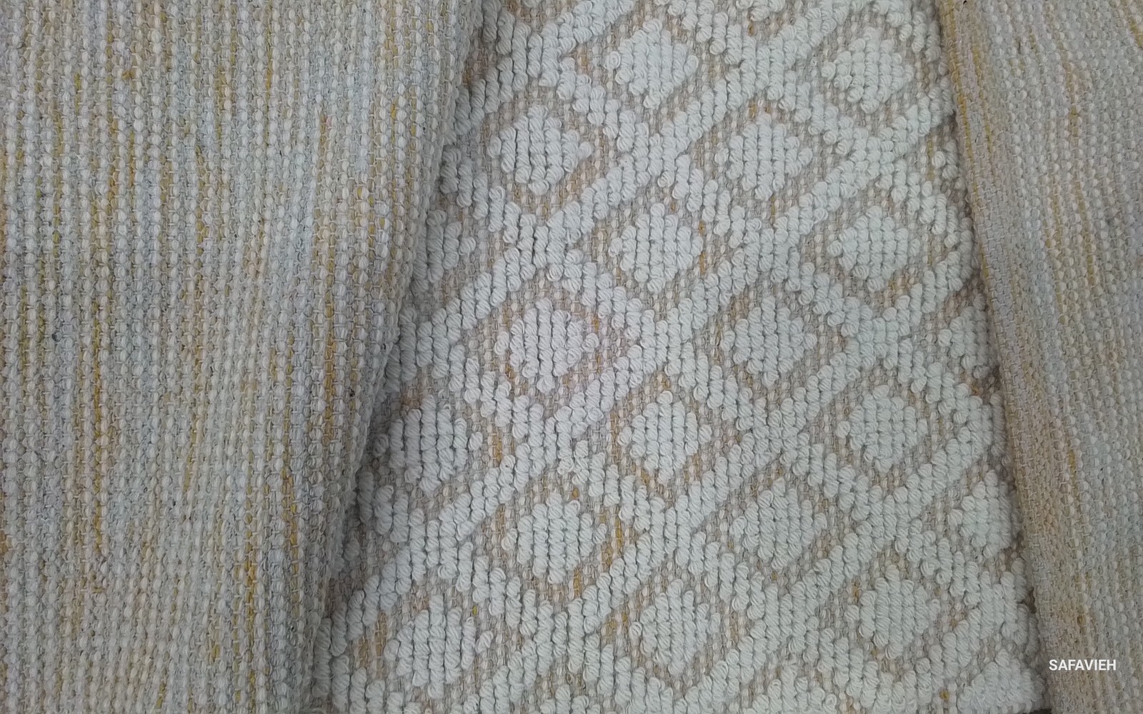IVORY / GOLD 6′-0″ x 9′-0″ Flaw in Rug, Reduced Price 1172807746 VRM304D-6