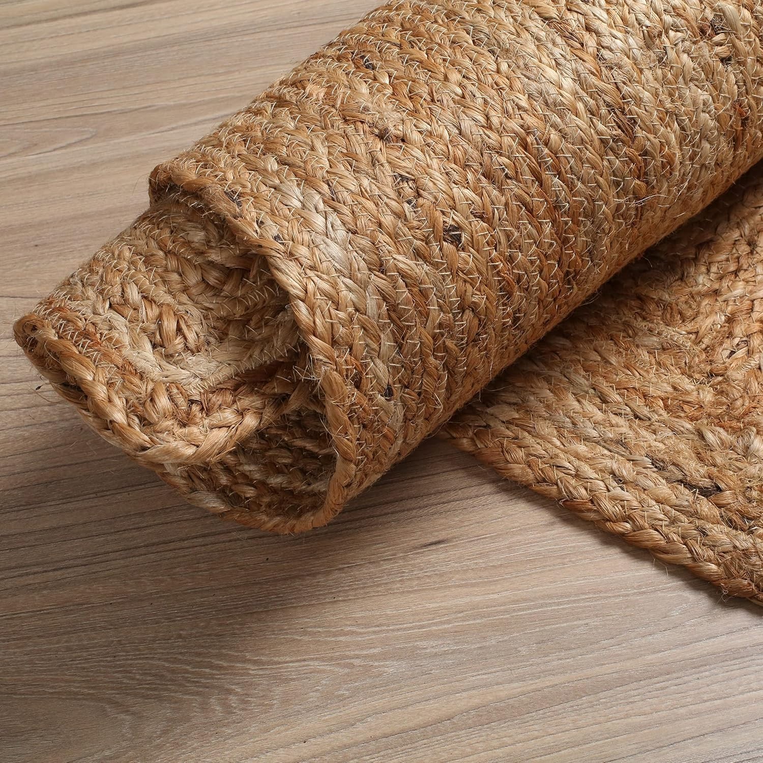 water-resistant 2’x3′ Hand Woven Jute Rug – Reversible Decorative Floor Cover