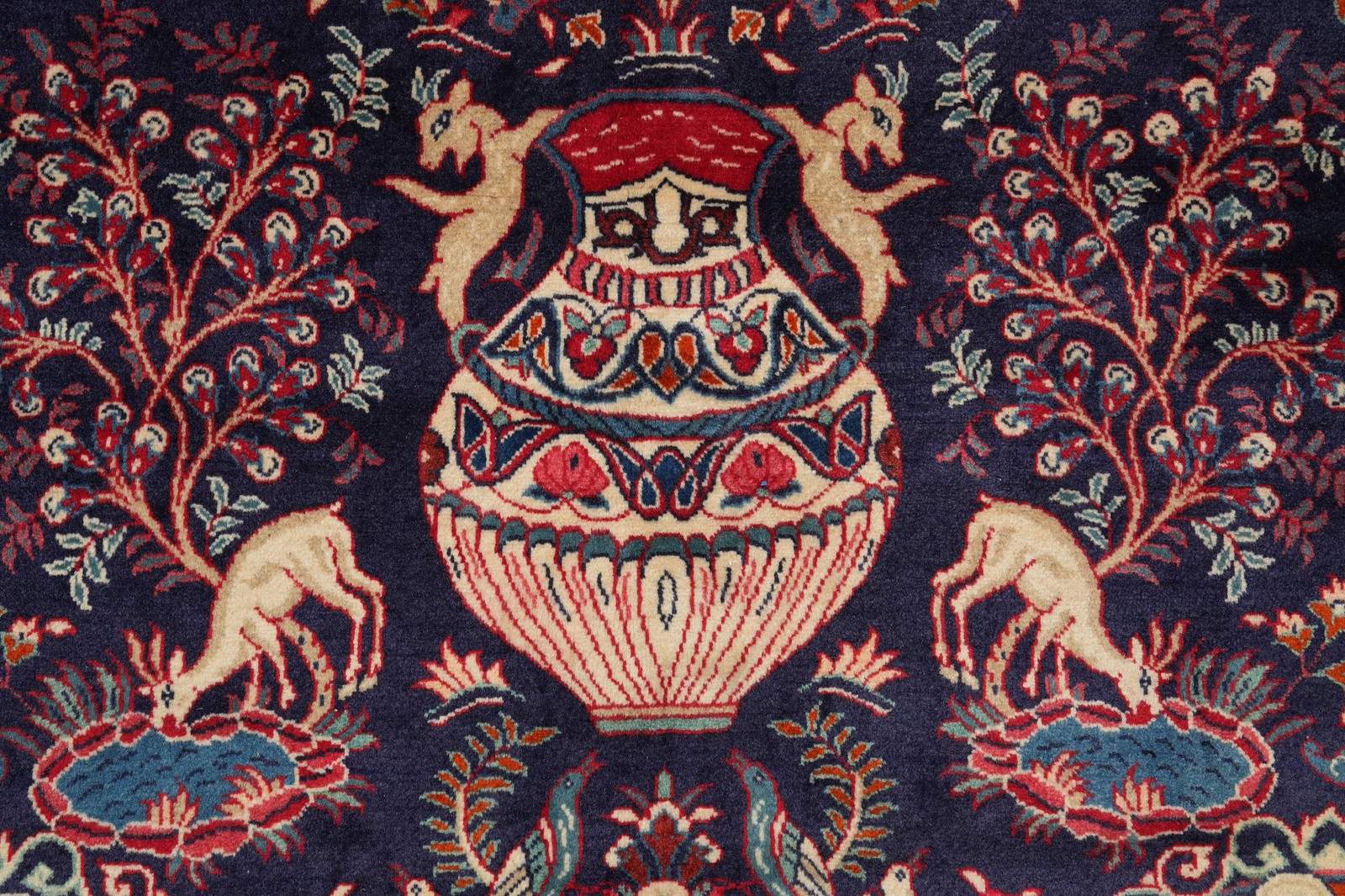 9×13′ Black Traditional Rug #PIX-1157