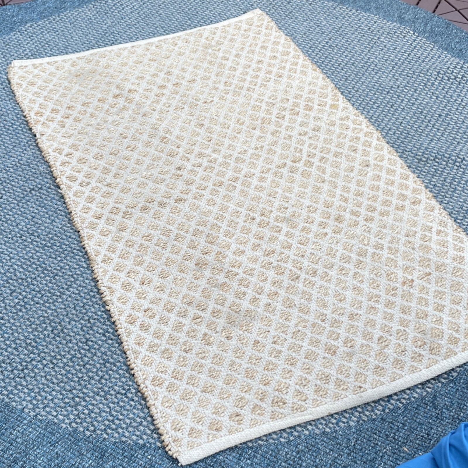 3×5 hand tied Cotton & Jute Beige and White Diamond Pattern Rectangle Area Rug