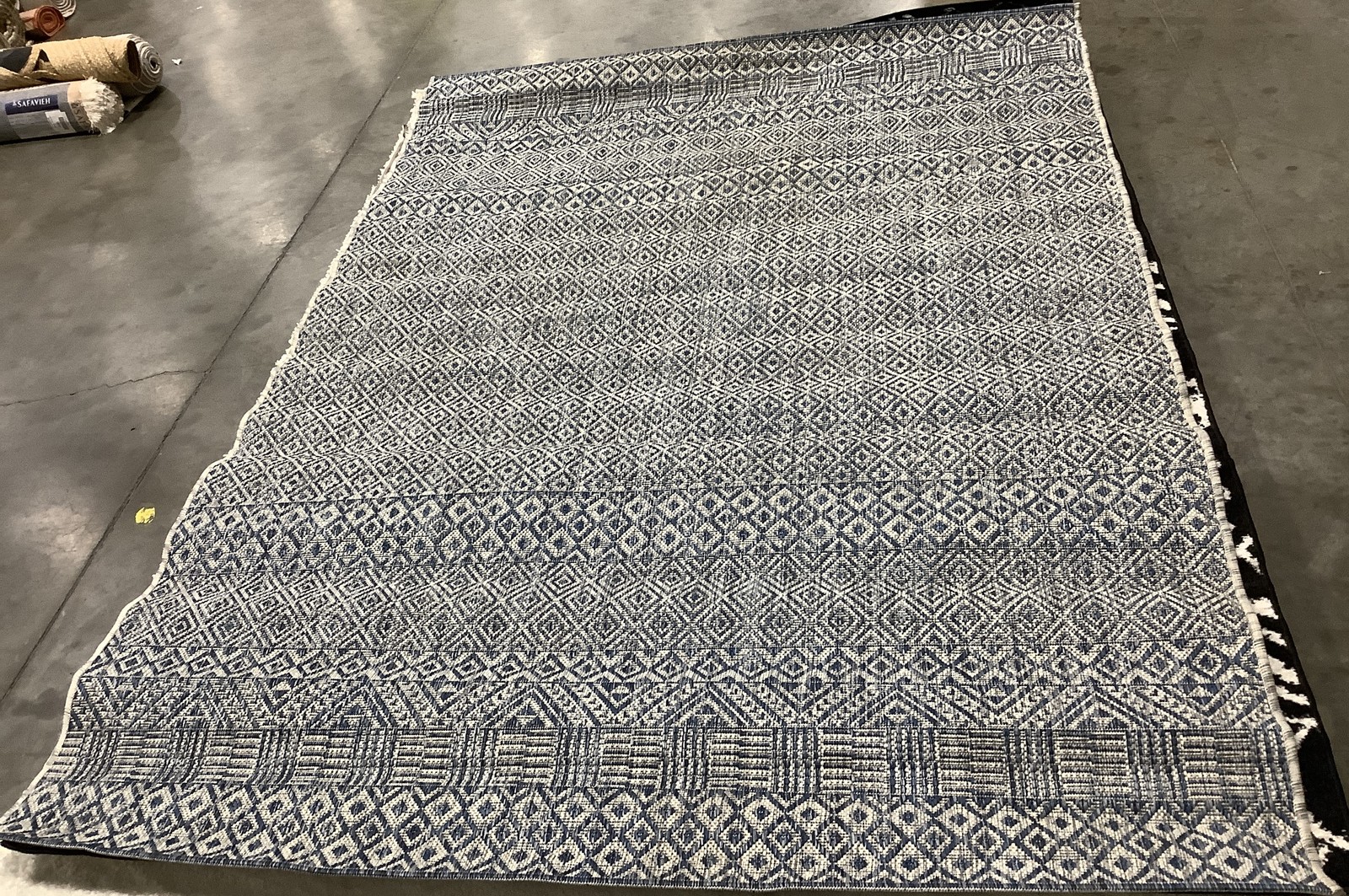 GREY / BLUE 5′-3″ x 7′-7″ Stained Rug, Reduced Price 1172685505 CY8235-36812-5