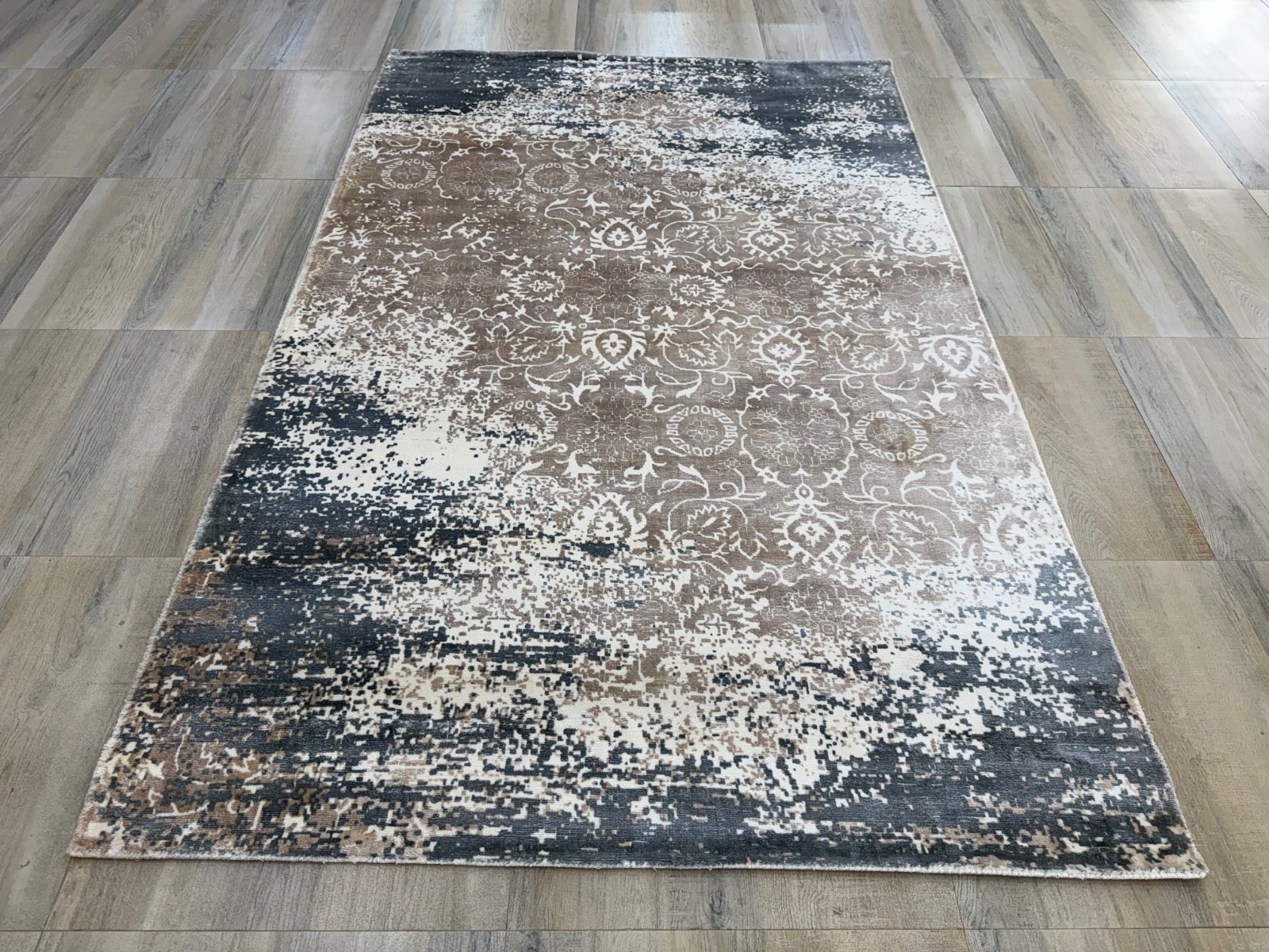 Hand Woven Area Rug Viscose 5 x 8 Contemporary Erased Pattern Home Decor Rug
