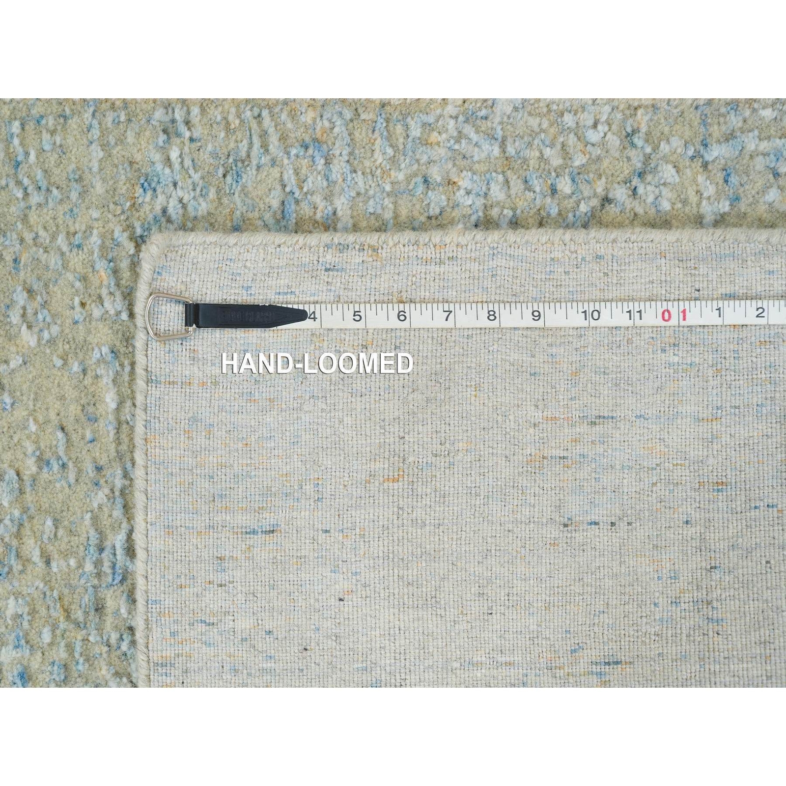 2’6″ x 12′ Gray Modern Jacquard Hand Loomed Wool and Silk Runner Rug R65193