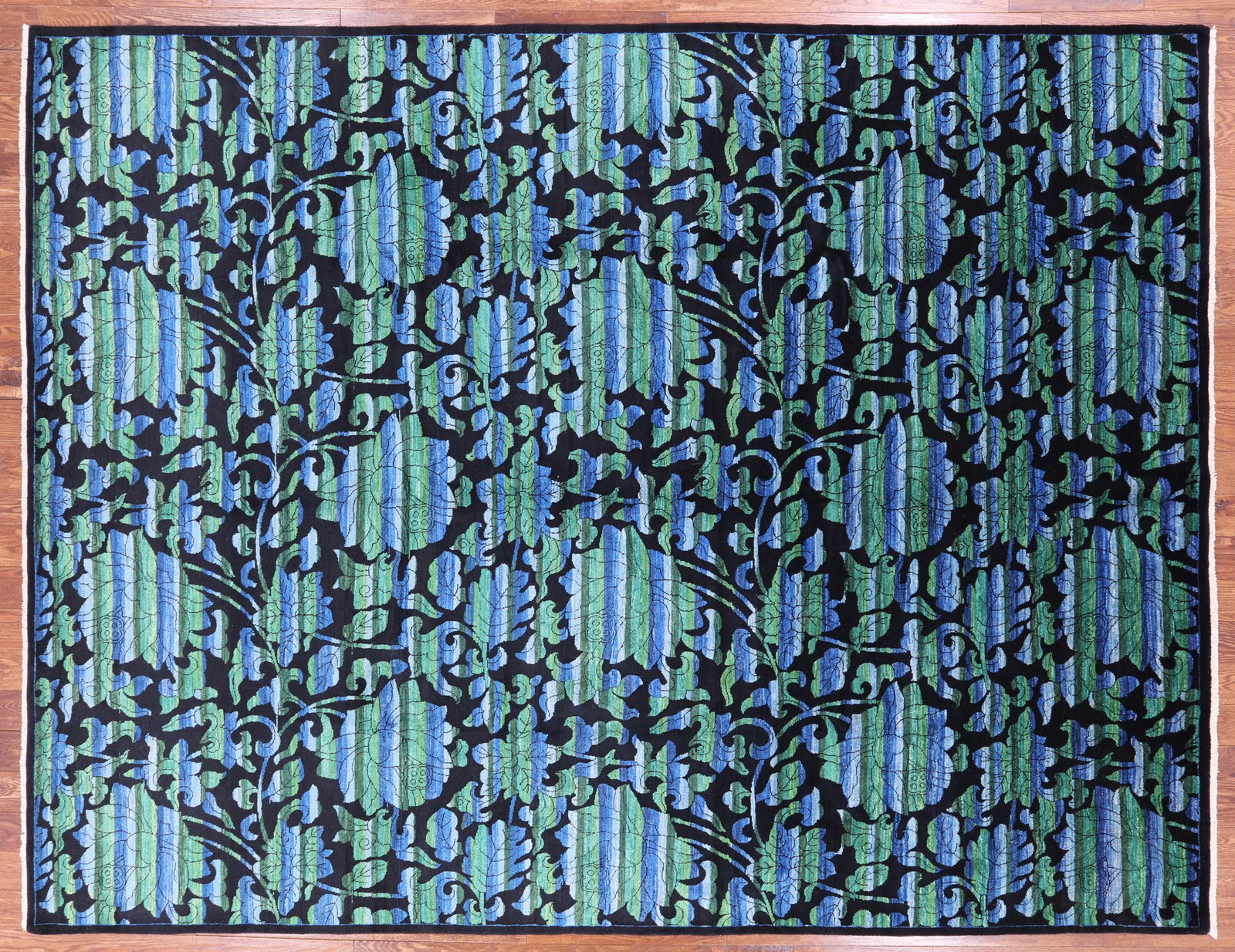 9′ 1″ X 12′ 3″ William Morris Rose Garden Hand Knotted Wool Area Rug – Q1766