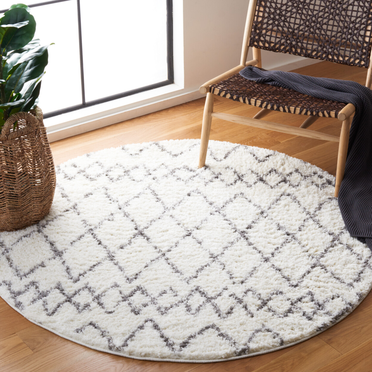 SAFAVIEH Berber Shag BER165C Cream / Light Grey Rug