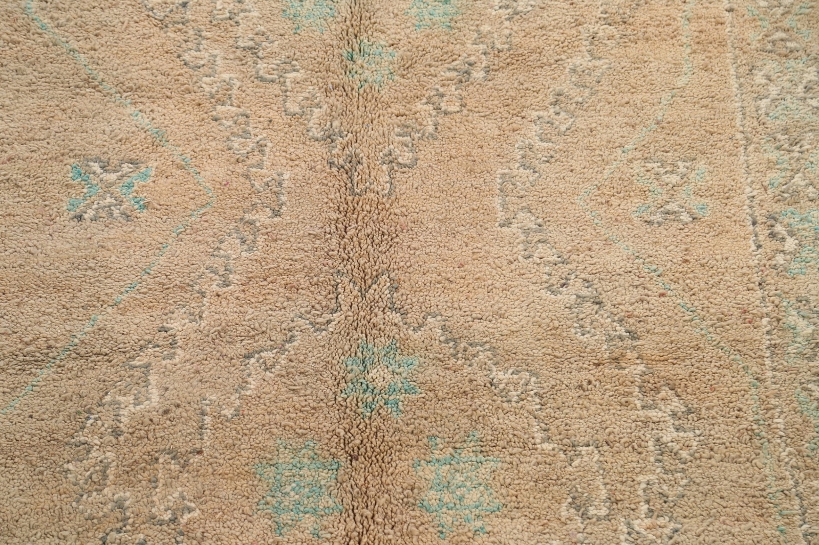 Vintage Handcrafted Geometric Hand-Knotted Moroccan Rugs Centerpiece 6×11 ft