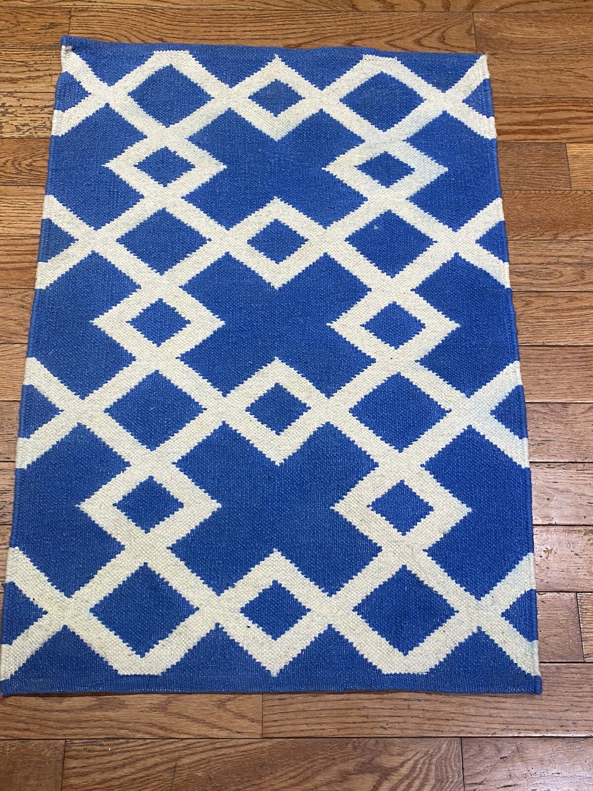 COMPANY C 2′ x 3′ Criss Cross Capri Blue Flat Weave Rug 80% Wool / 20% Cotton