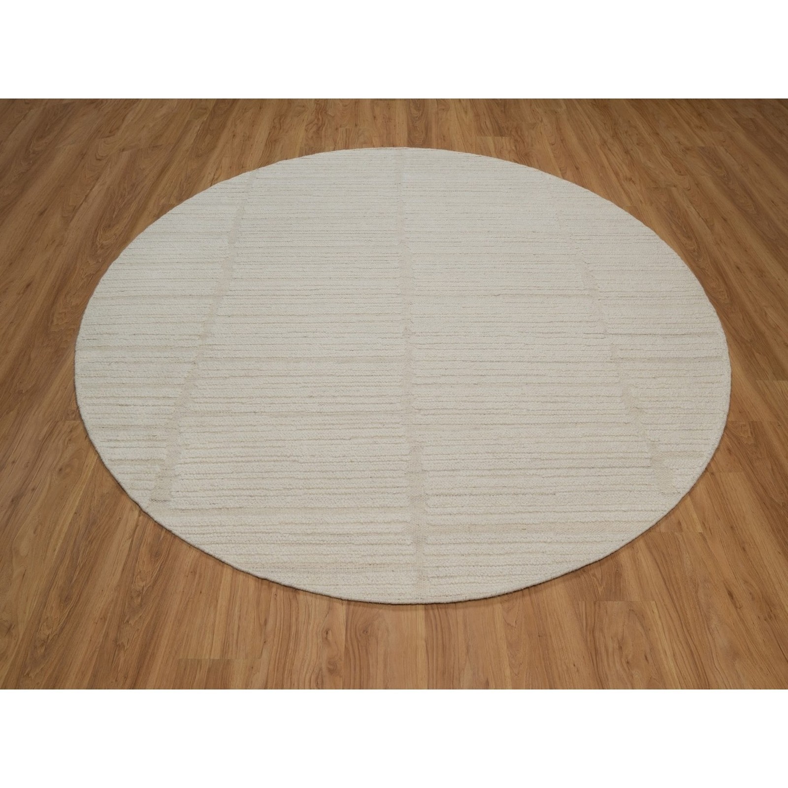 8’x8′ Ivory Modern Piled Flat Weave Textured Wool Hand Knotted Round Rug 92296