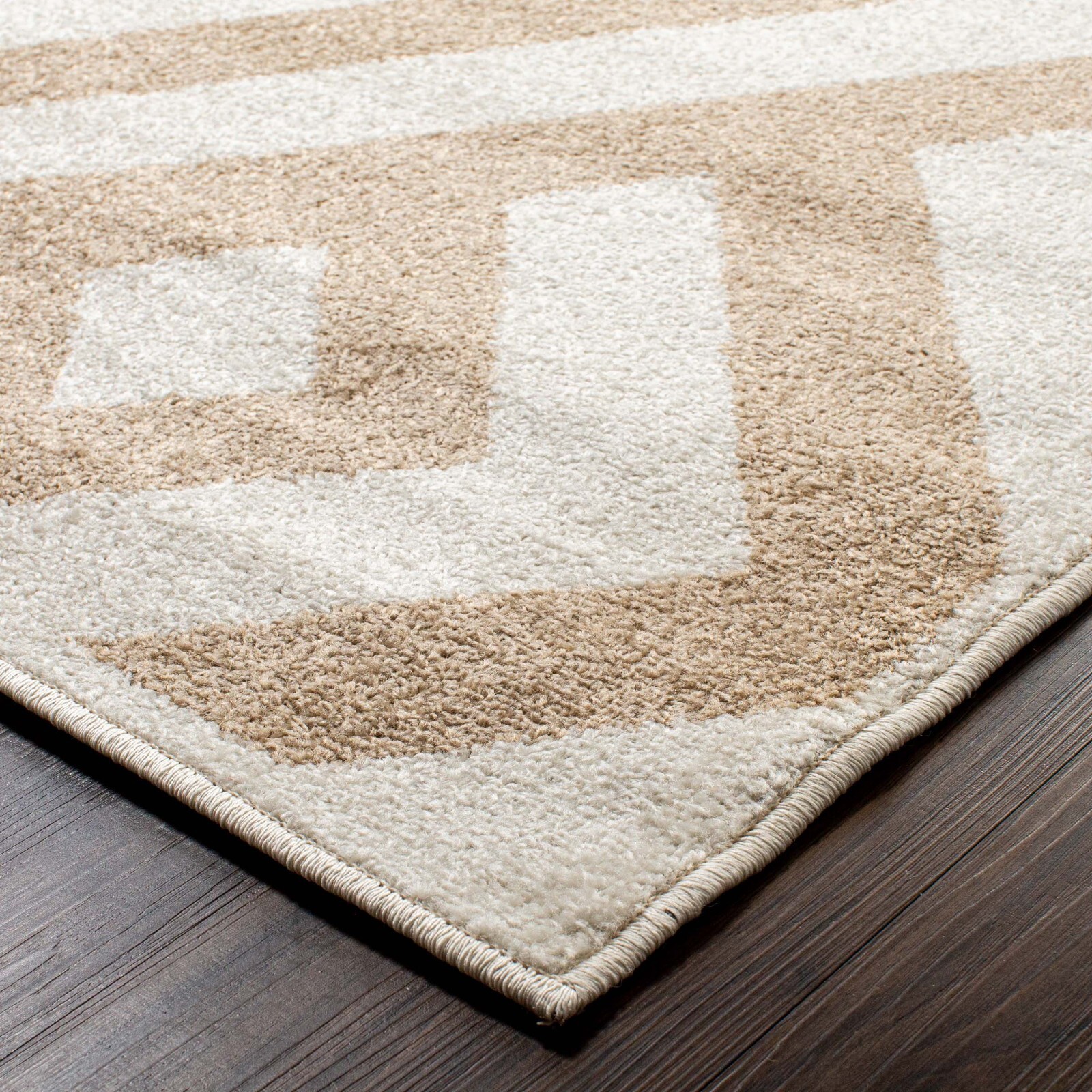 Saxton Diamond Geometric Home Decor Floor Carpet Indoor Area Rug Or Runner Rug